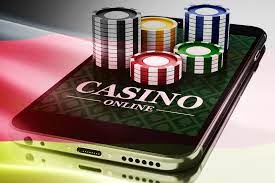 Smartphone med casino online och spelmarker
